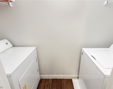 6955 N Durango Drive - Photo Thumbnail 13