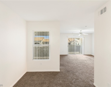 6955 N Durango Drive - Photo Thumbnail 7