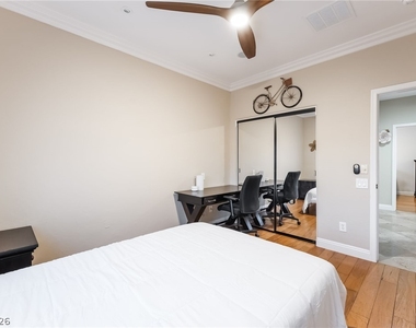 2676 Lochleven Way - Photo Thumbnail 66