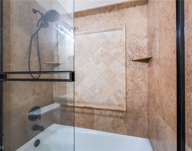 2676 Lochleven Way - Photo Thumbnail 64