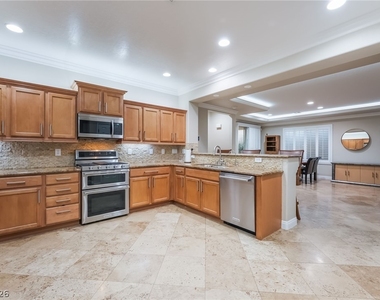 2676 Lochleven Way - Photo Thumbnail 51