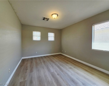 3549 Bella Sovana Court - Photo Thumbnail 34