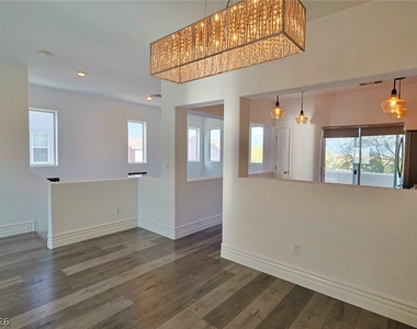 9578 Summer Furnace Street - Photo Thumbnail 12