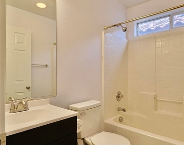 9578 Summer Furnace Street - Photo Thumbnail 16