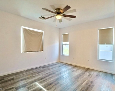 9578 Summer Furnace Street - Photo Thumbnail 26