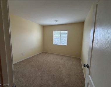 10629 Axis Mountain Court - Photo Thumbnail 17