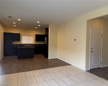 10629 Axis Mountain Court - Photo Thumbnail 4