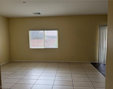 10629 Axis Mountain Court - Photo Thumbnail 6