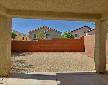 10643 Tray Mountain Avenue - Photo Thumbnail 26