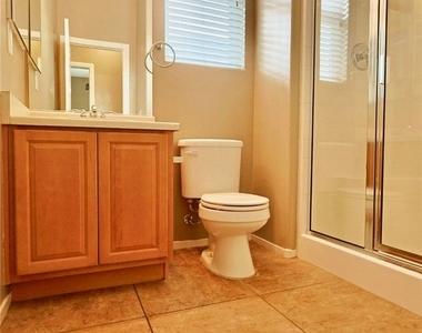 10643 Tray Mountain Avenue - Photo Thumbnail 8