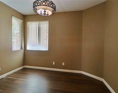 10643 Tray Mountain Avenue - Photo Thumbnail 9