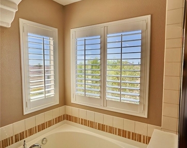 10643 Tray Mountain Avenue - Photo Thumbnail 23