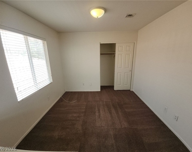 9907 Sparrow Ridge Avenue - Photo Thumbnail 24