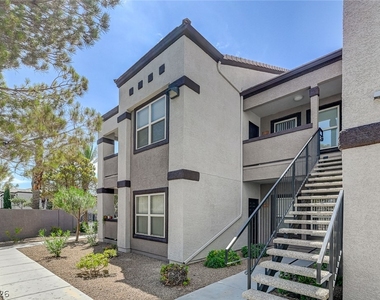 7255 W Sunset Road - Photo Thumbnail 6