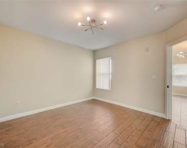 7255 W Sunset Road - Photo Thumbnail 24