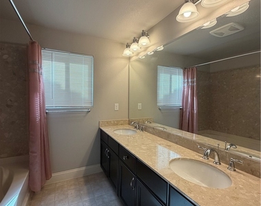 6385 Jackson Spring Road - Photo Thumbnail 7