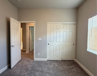 6385 Jackson Spring Road - Photo Thumbnail 10