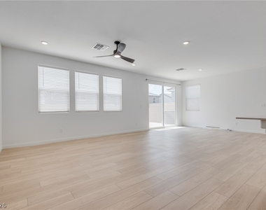4225 Zilker Park Avenue - Photo Thumbnail 11