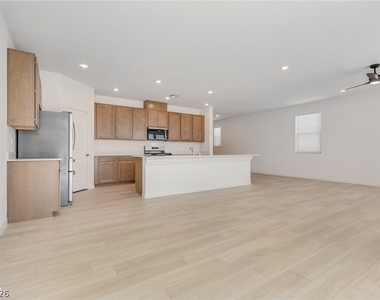 4225 Zilker Park Avenue - Photo Thumbnail 14