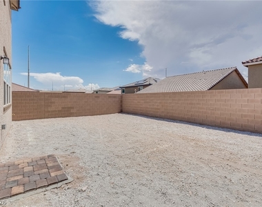4225 Zilker Park Avenue - Photo Thumbnail 42