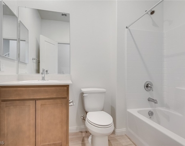 4225 Zilker Park Avenue - Photo Thumbnail 10