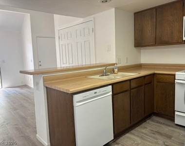 3780 Desert Marina Drive - Photo Thumbnail 7