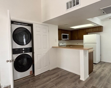 3780 Desert Marina Drive - Photo Thumbnail 4