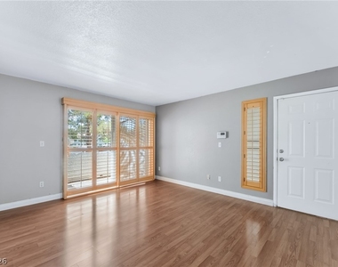 3125 Casey Drive - Photo Thumbnail 3
