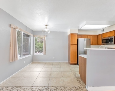 3125 Casey Drive - Photo Thumbnail 5