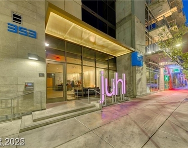 353 Bonneville Avenue - Photo Thumbnail 22