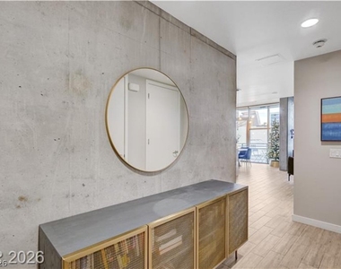 353 Bonneville Avenue - Photo Thumbnail 19