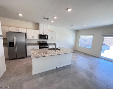 7731 Moore Creek Lane - Photo Thumbnail 6