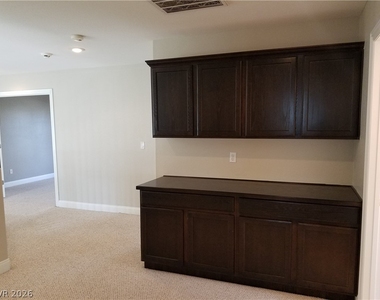 3412 Lacebark Pine Street - Photo Thumbnail 20