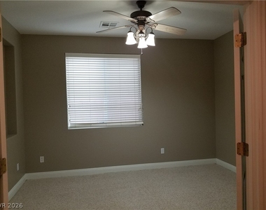 3412 Lacebark Pine Street - Photo Thumbnail 5