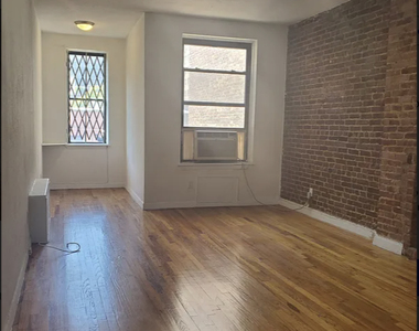 510 East 82nd Street - Photo Thumbnail 1