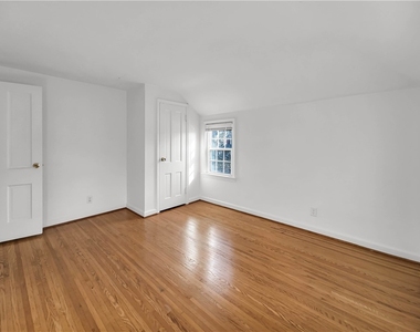 54 Westmoreland Drive - Photo Thumbnail 23
