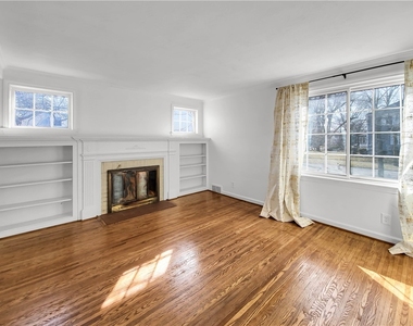 54 Westmoreland Drive - Photo Thumbnail 10