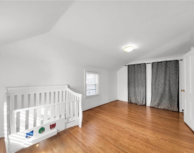 54 Westmoreland Drive - Photo Thumbnail 17