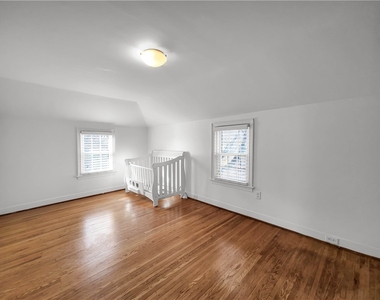 54 Westmoreland Drive - Photo Thumbnail 15