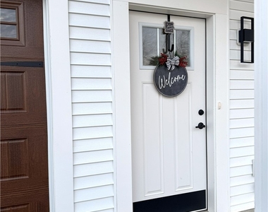 401 Erie Ridge Drive - Photo Thumbnail 11