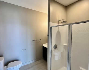 625 S Goodman Street - Photo Thumbnail 8