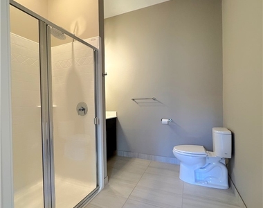 625 S Goodman Street - Photo Thumbnail 12