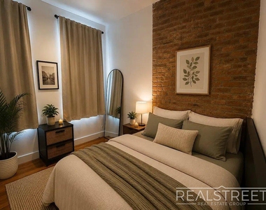 1399 Greene Avenue - Photo Thumbnail 4