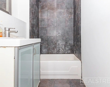 297 Troutman Street - Photo Thumbnail 8