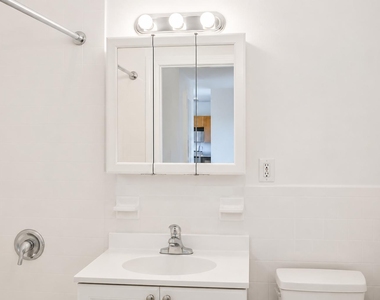 3333 Broadway - Photo Thumbnail 6