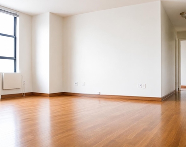 3333 Broadway - Photo Thumbnail 1