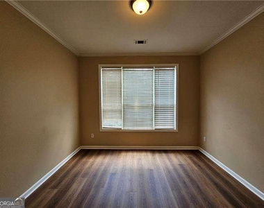 3202 Heritage Walk Lane - Photo Thumbnail 13
