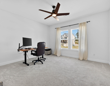 512 Cedar Crest Circle - Photo Thumbnail 37