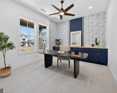 512 Cedar Crest Circle - Photo Thumbnail 4