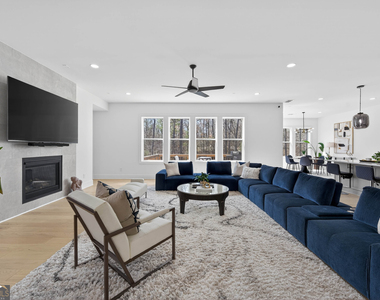 512 Cedar Crest Circle - Photo Thumbnail 7